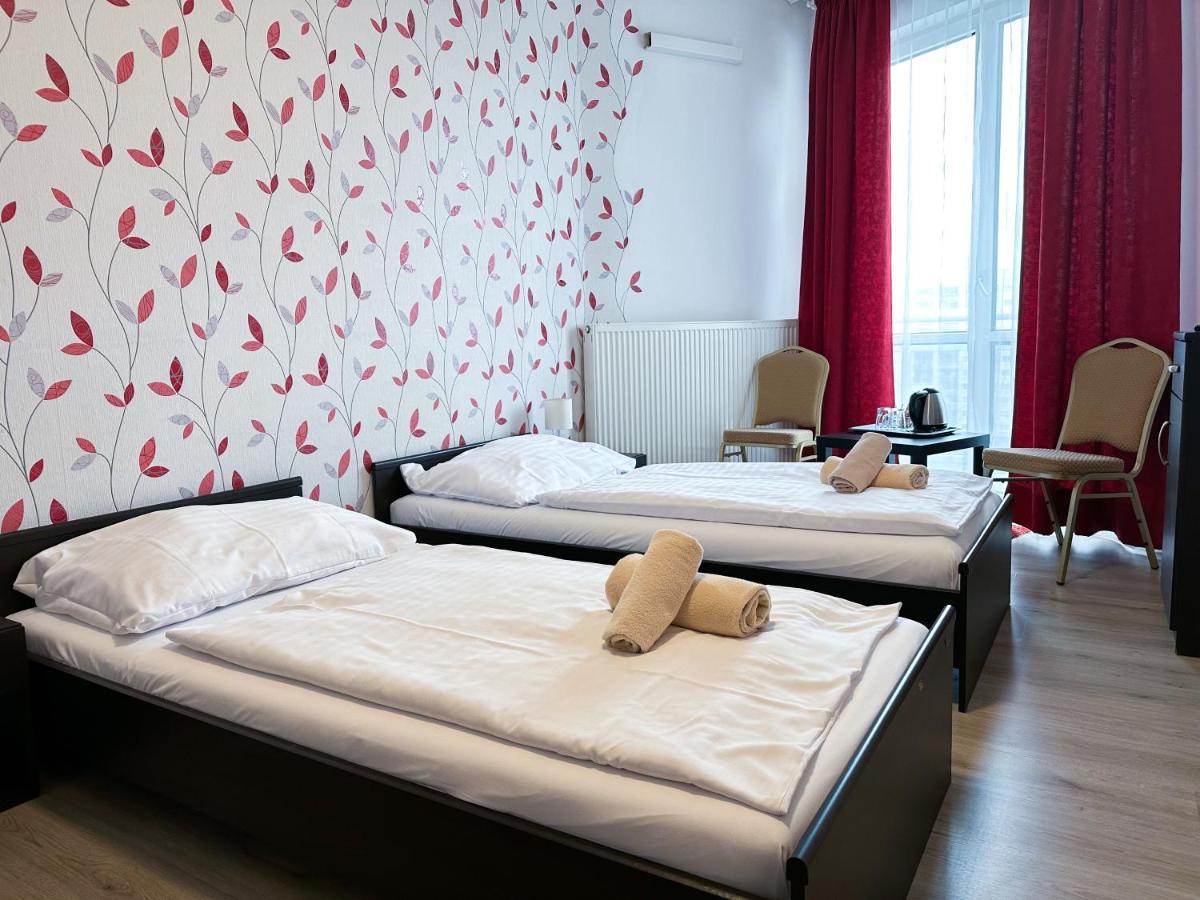 Hotel Modena Братислава Экстерьер фото