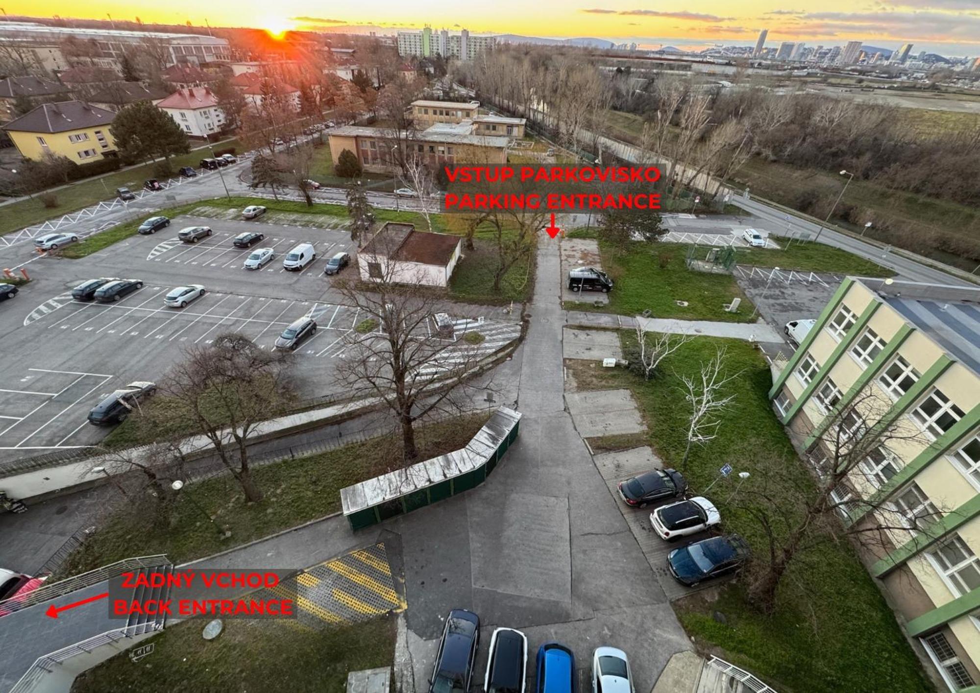 Hotel Modena Братислава Экстерьер фото